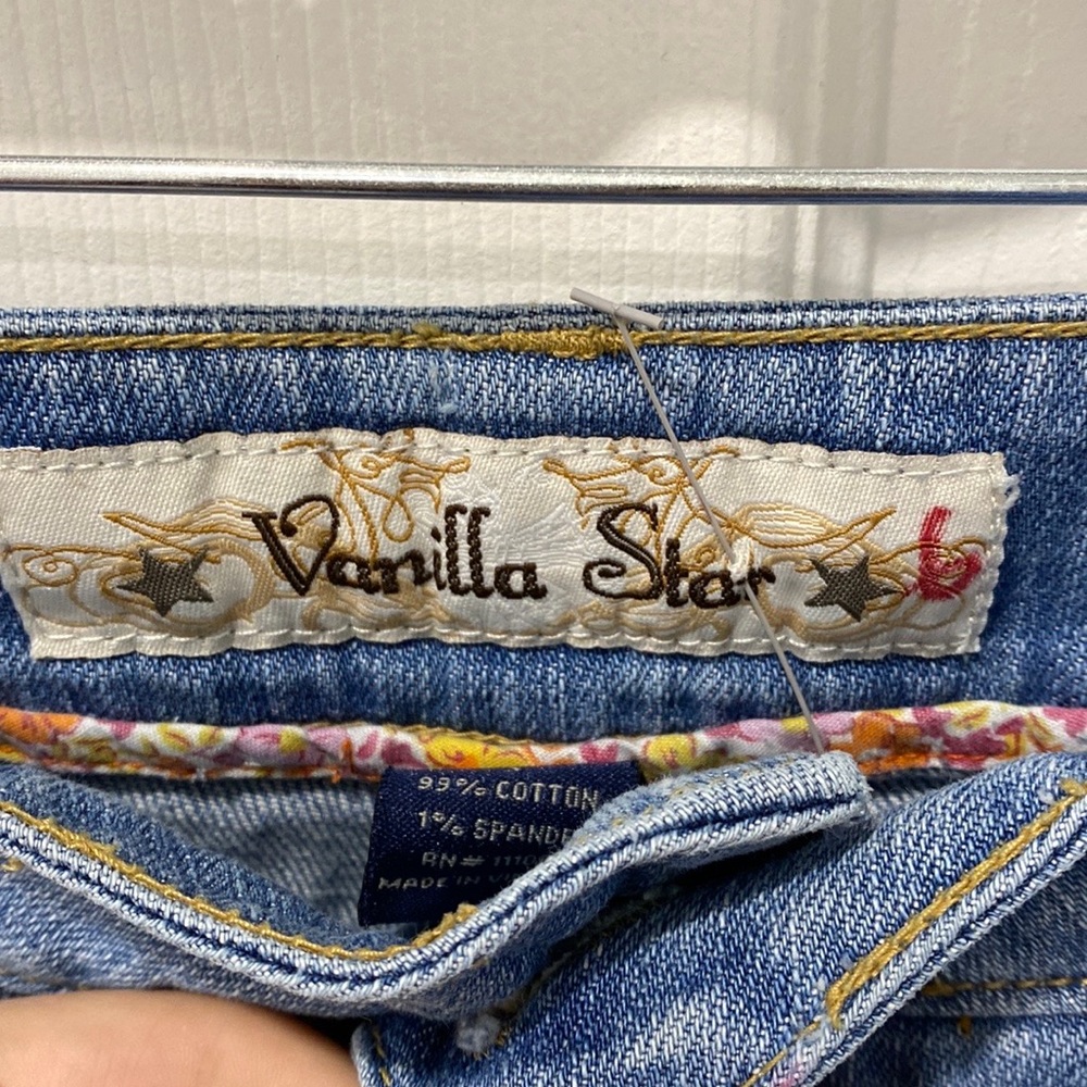 Vanilla Star lowrise shorts